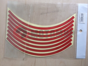 Наклейка на обод колеса светоотр.,12-13",красн. Наклейка на обод колеса светоотр.,12-13",красн.